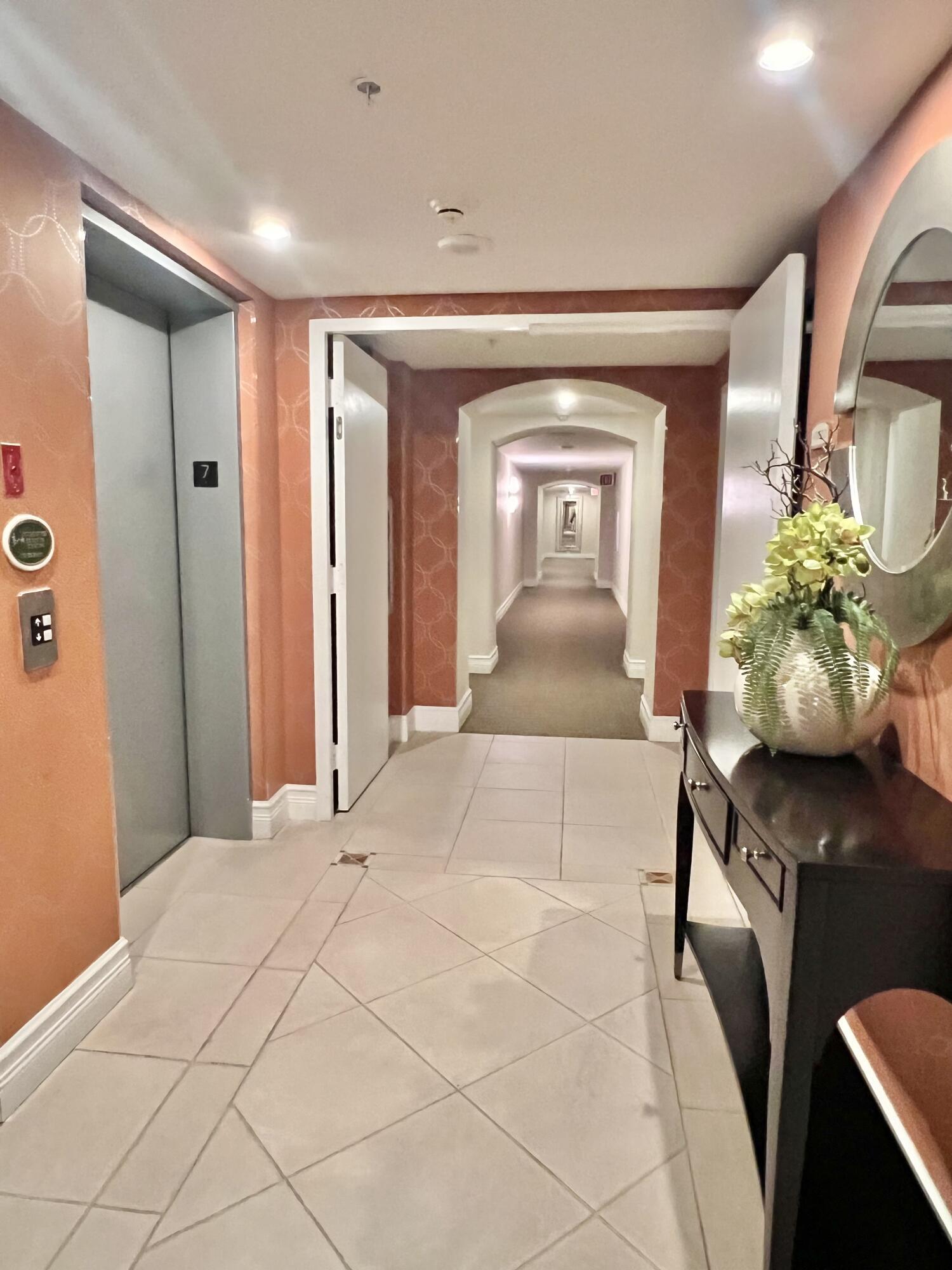 TOWER CONDO AT CITYPLACE - Residential