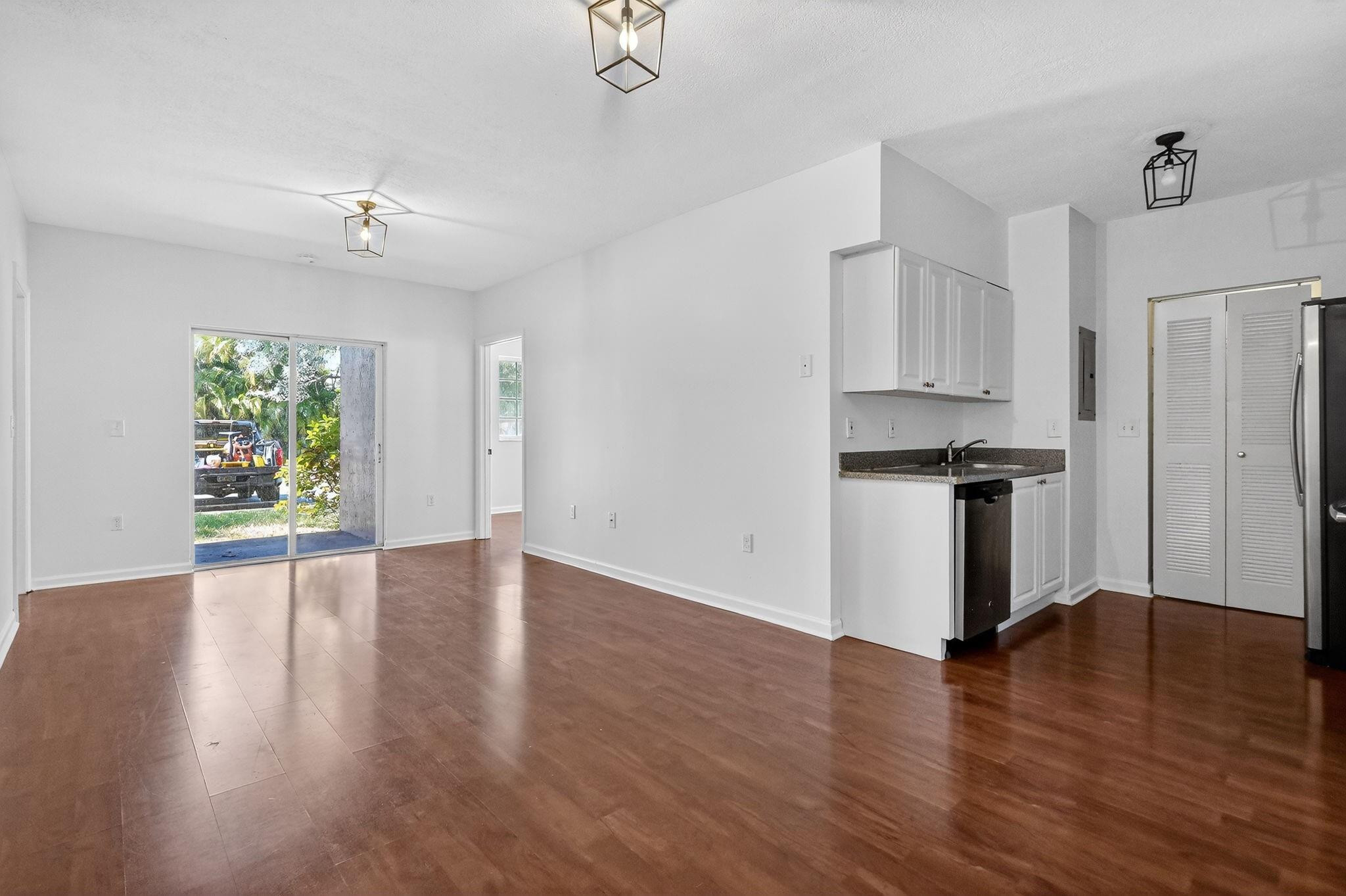 SERENITY PALMS CONDO - Residential