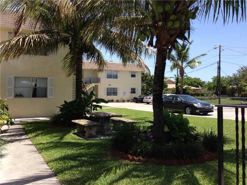 Hollywood Little Ranches - Residential Lease