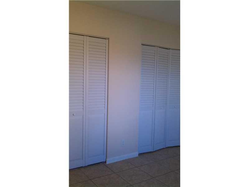 Hollywood Little Ranches - Residential Lease