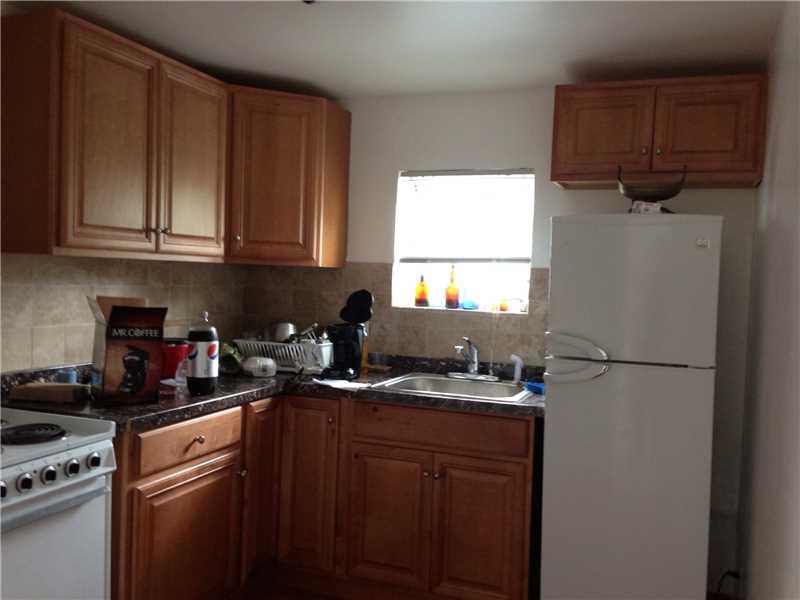 Hollywood Little Ranches - Residential Lease