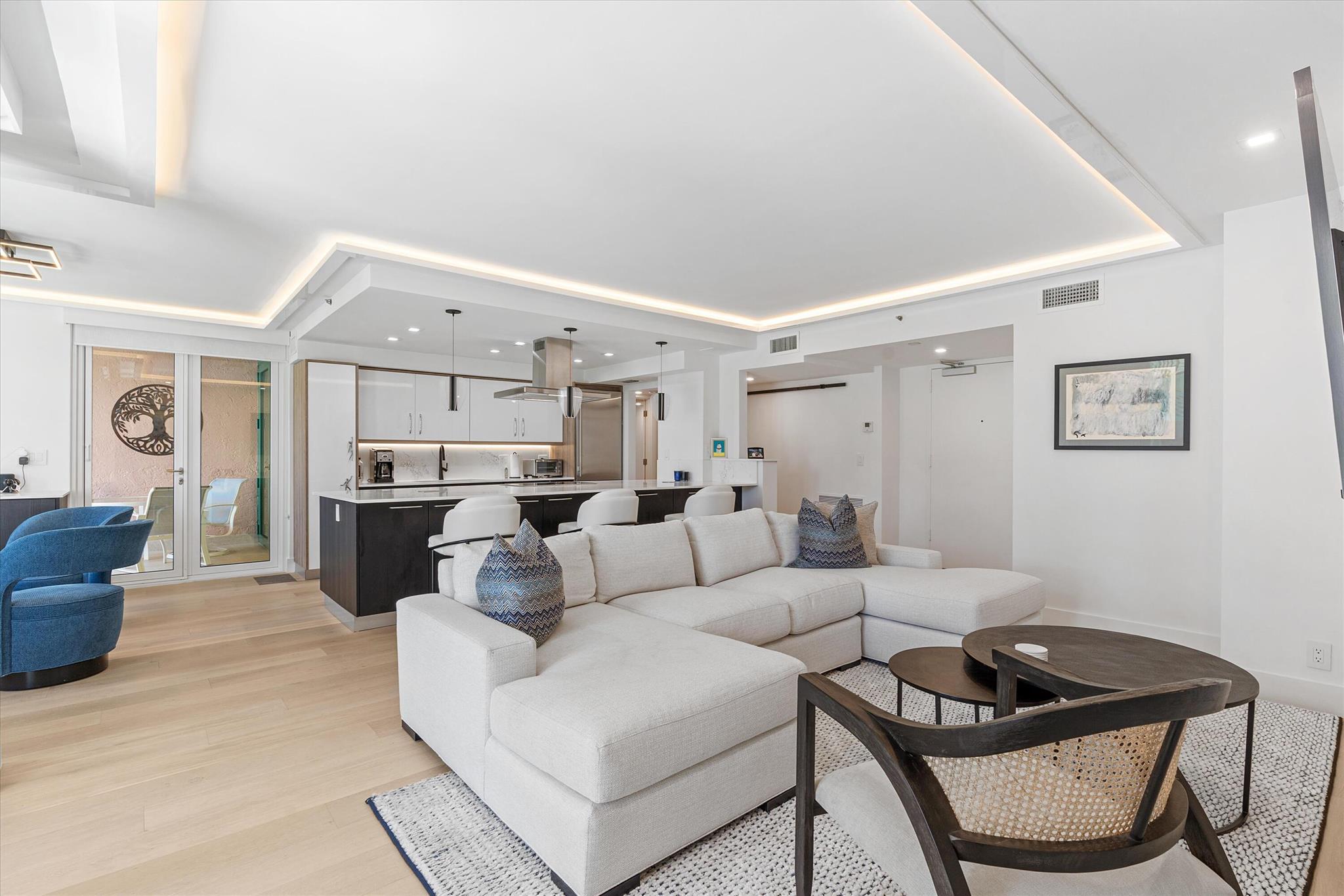 MIZNER COURT - Residential Lease