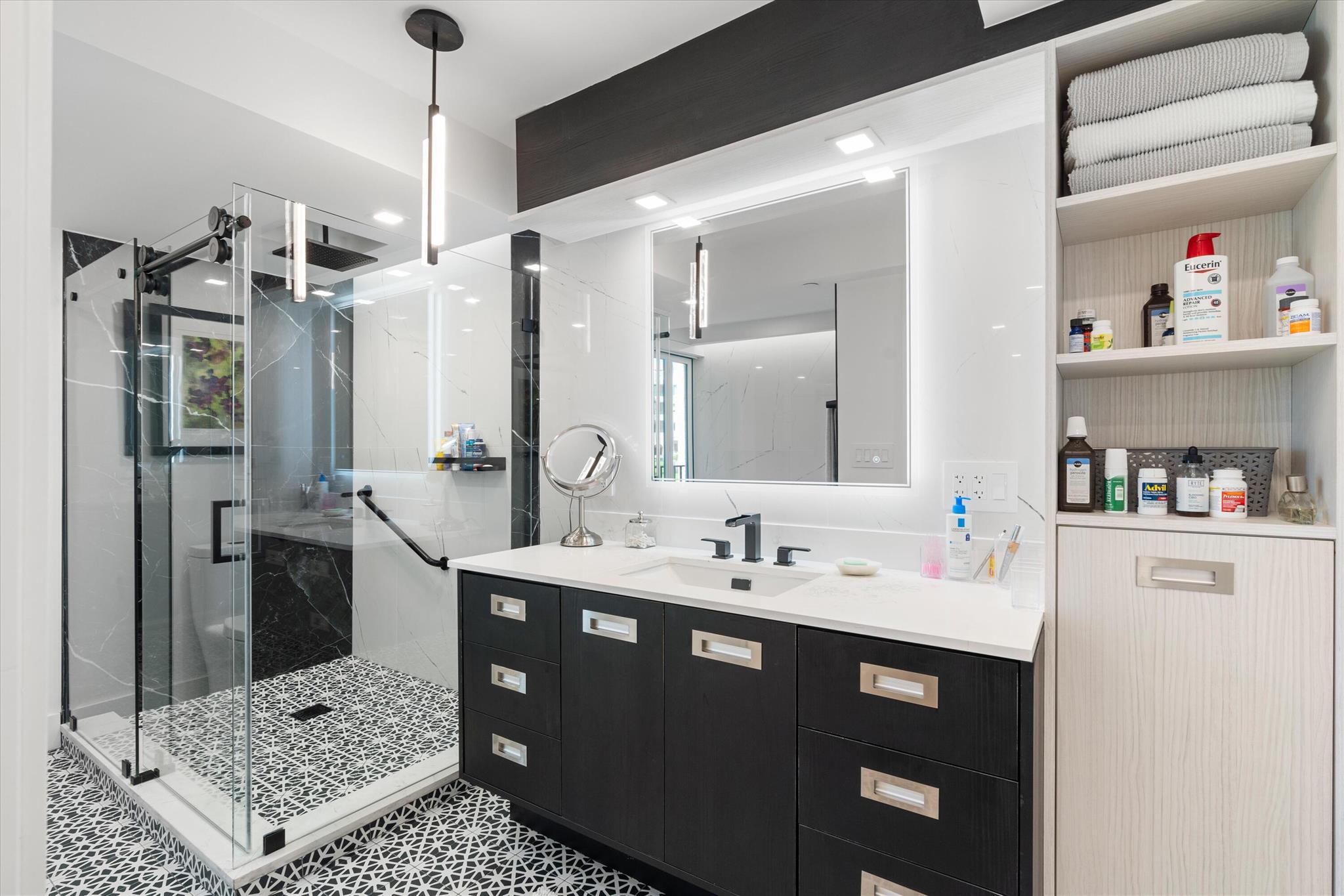 MIZNER COURT - Residential Lease