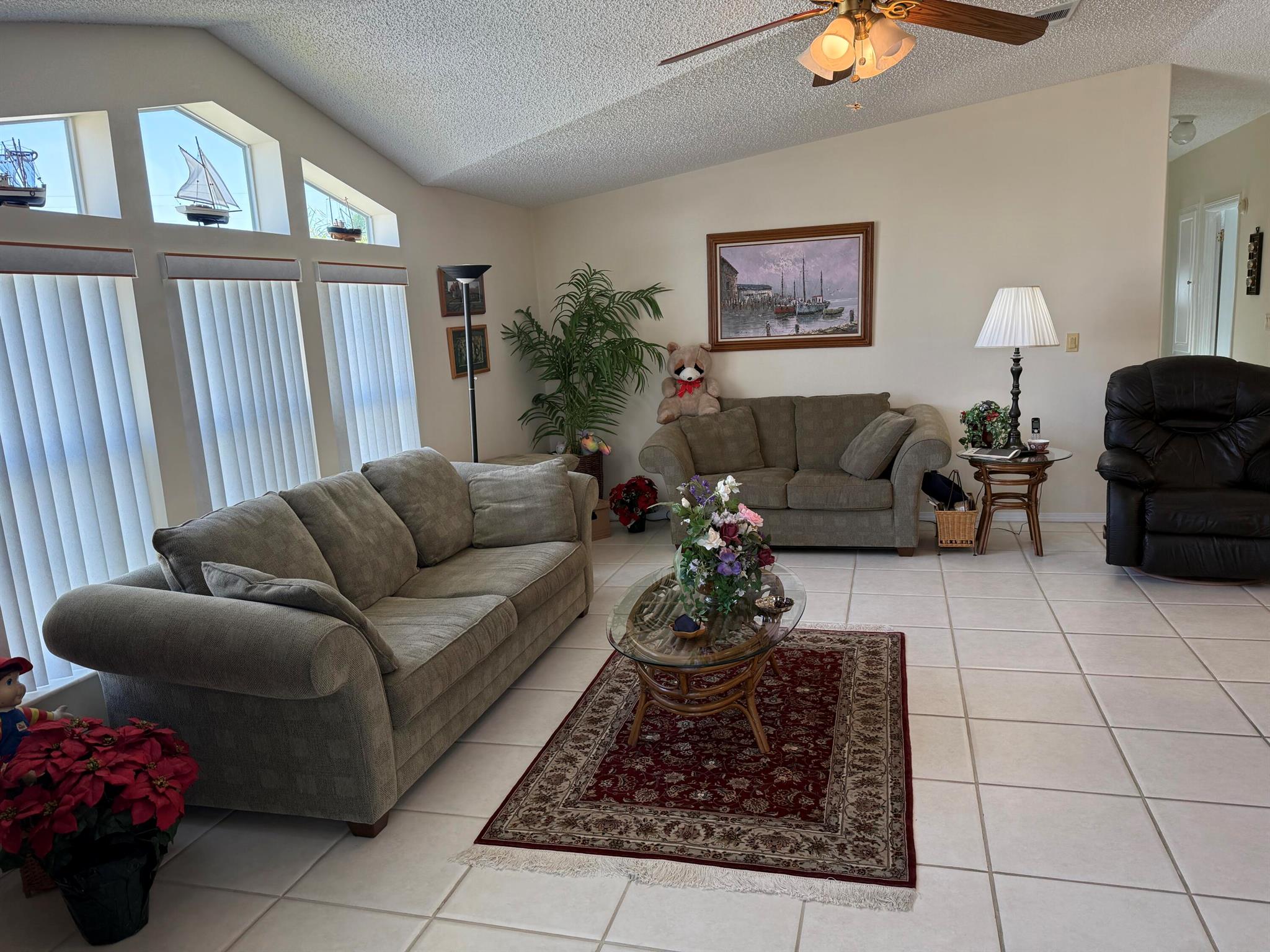 4300 SE St. Lucie Boulevard 215, Stuart, FL, 34997/$270,000 3 4300 SE St. Lucie Boulevard 215