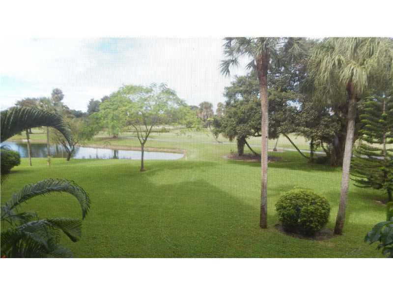 PALM AIRE COUNTRY CLUB - Residential