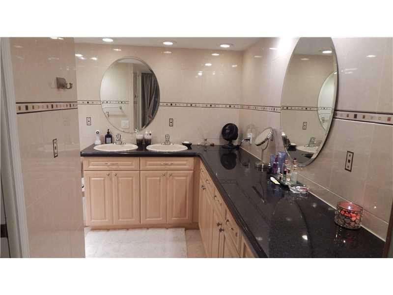 PALM AIRE COUNTRY CLUB - Residential