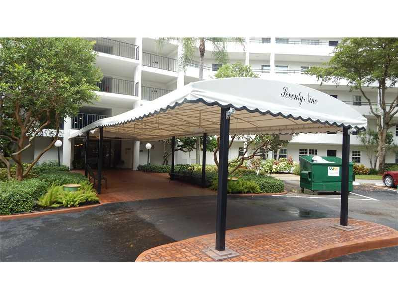 PALM AIRE COUNTRY CLUB - Residential