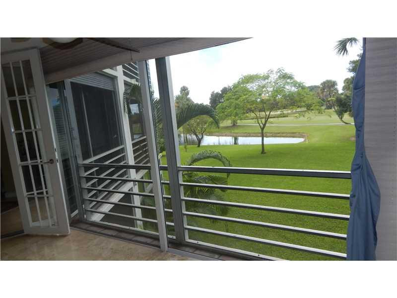 PALM AIRE COUNTRY CLUB - Residential