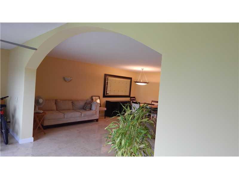 PALM AIRE COUNTRY CLUB - Residential