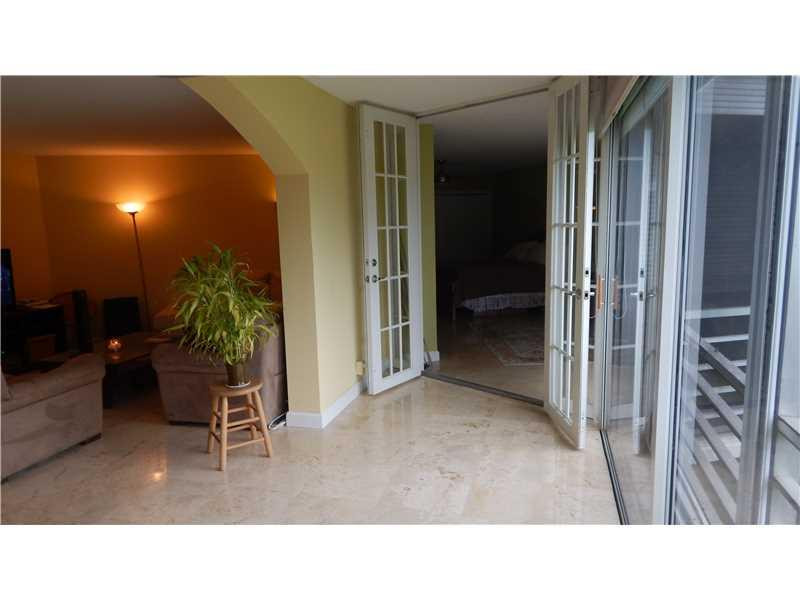 PALM AIRE COUNTRY CLUB - Residential