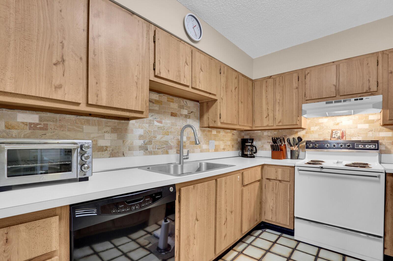 JUPITER I PH 1 - Residential Lease