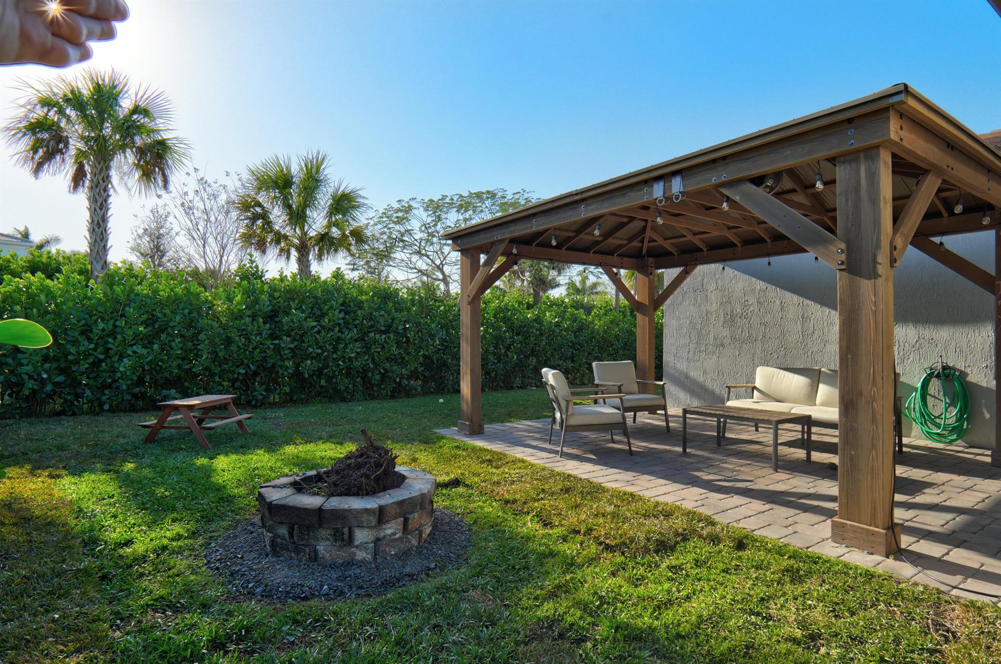 SKY COVE - Residential