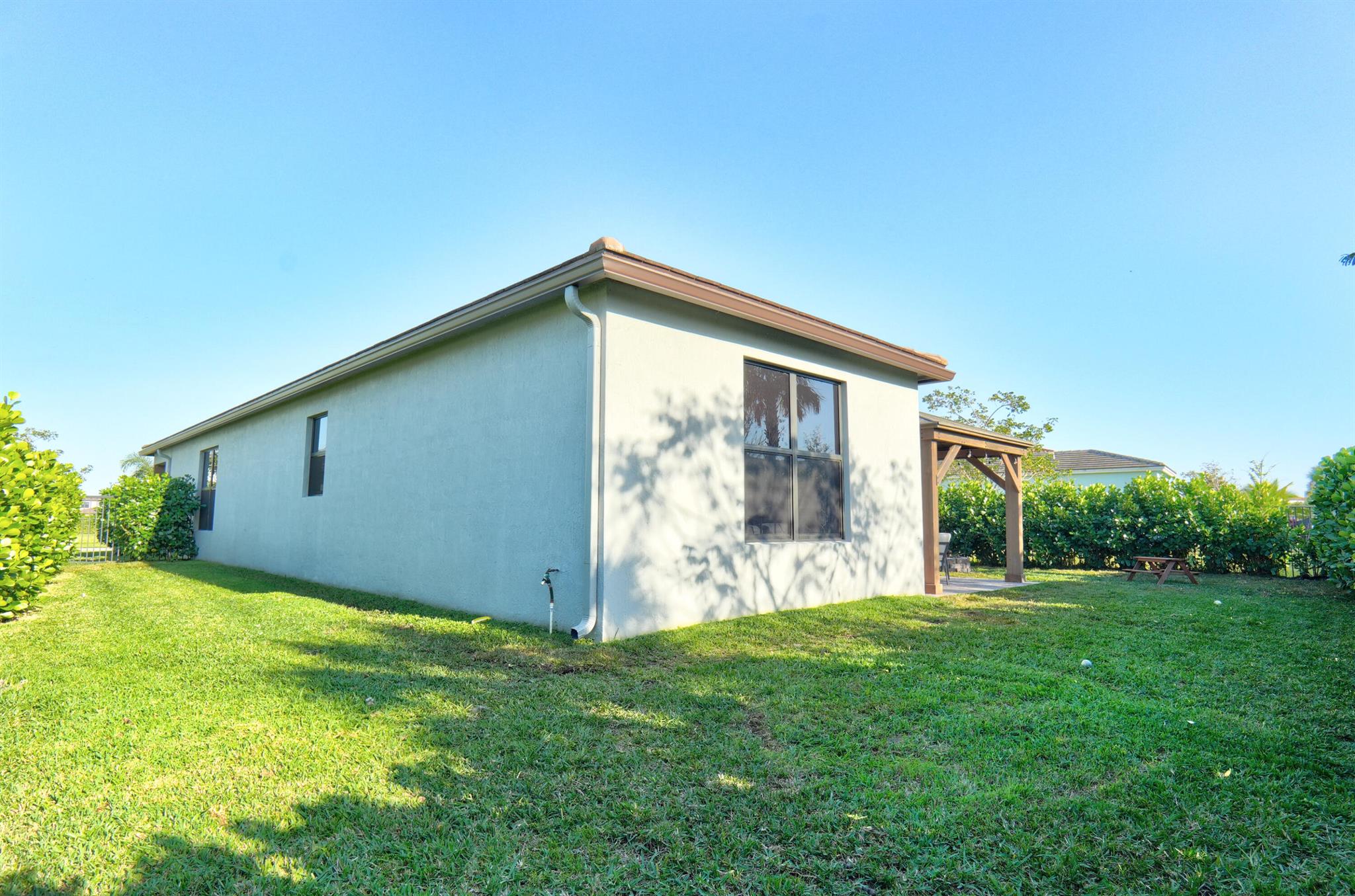 SKY COVE - Residential