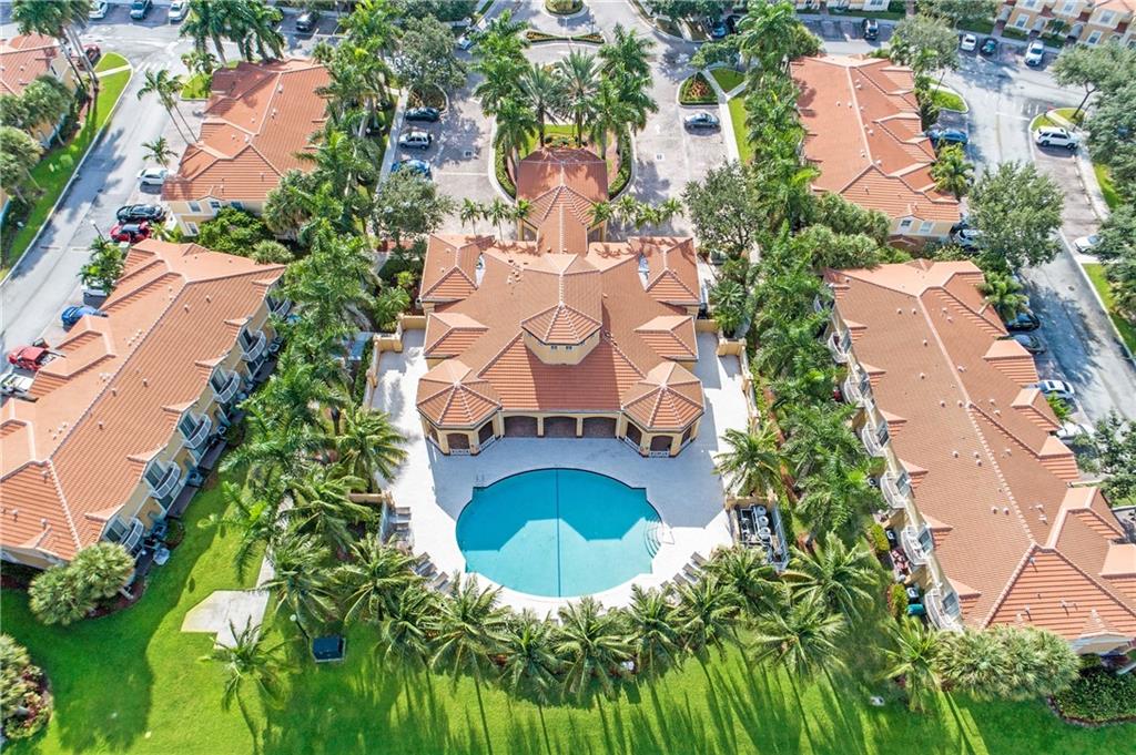 MELROSE POINT - Residential