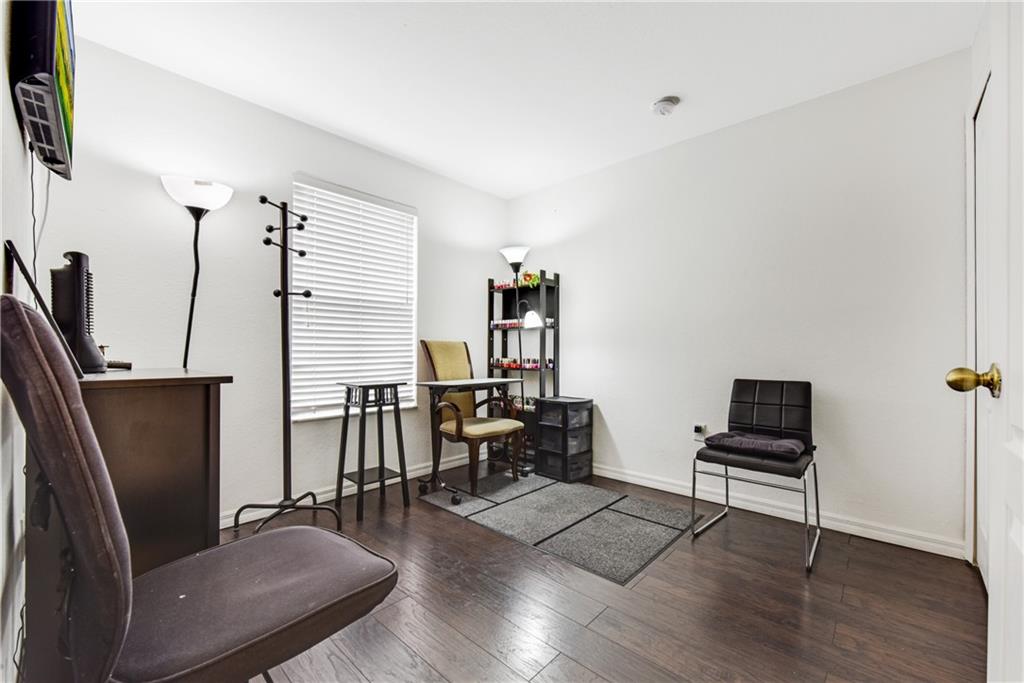 MELROSE POINT - Residential