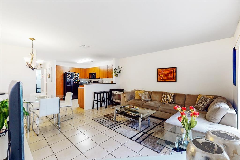 MELROSE POINT - Residential