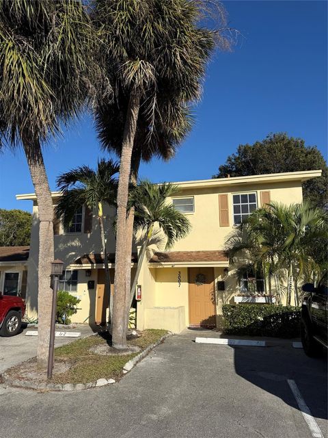 3007 NW 68th Street 9C Fort Lauderdale FL 33309