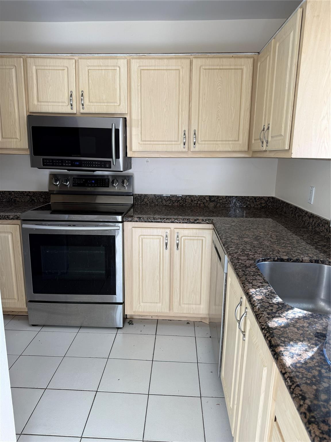 Palm Aire Village East - Residential