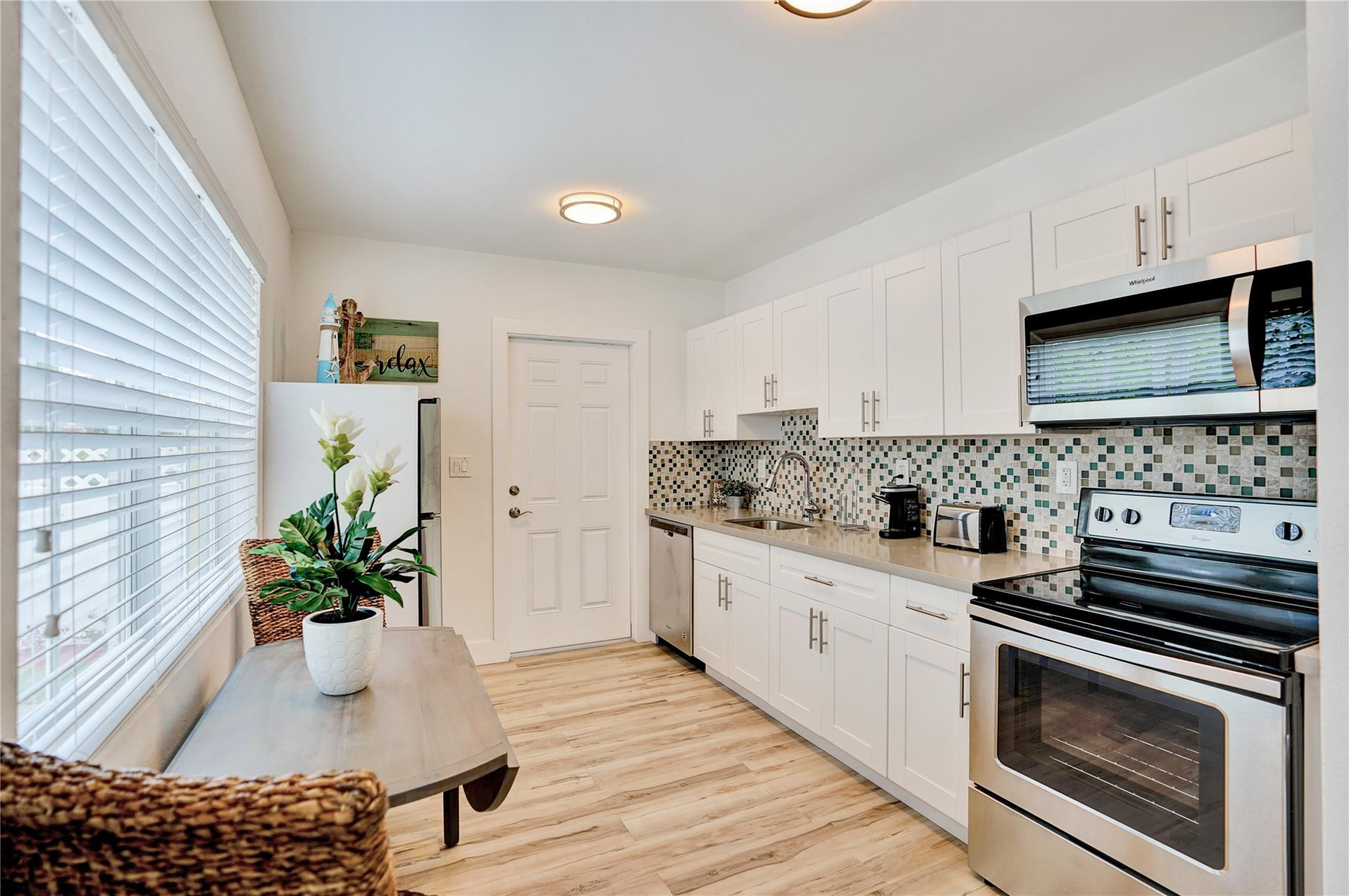 Blount Bros Pompano Beach - Residential Lease