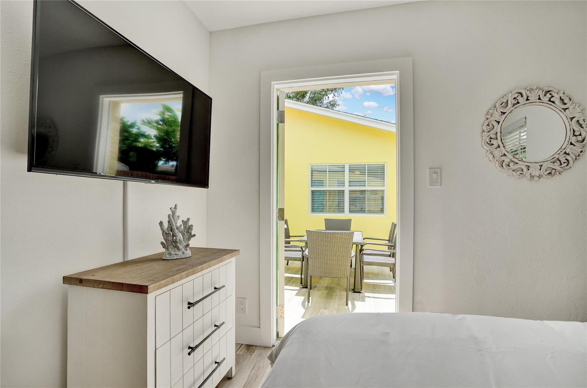 Blount Bros Pompano Beach - Residential Lease