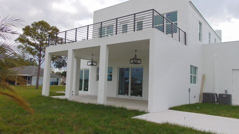 A home in Port St Lucie