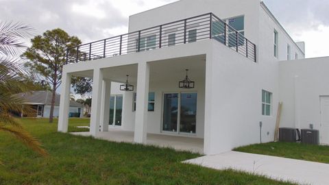 A home in Port St Lucie