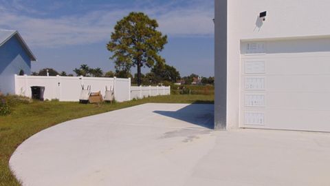 A home in Port St Lucie