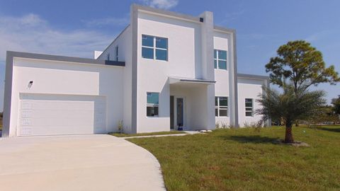 A home in Port St Lucie