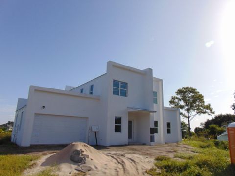 A home in Port St Lucie