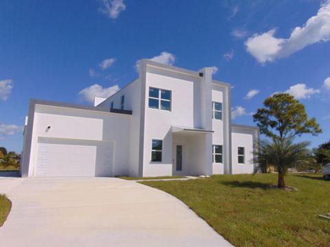 A home in Port St Lucie