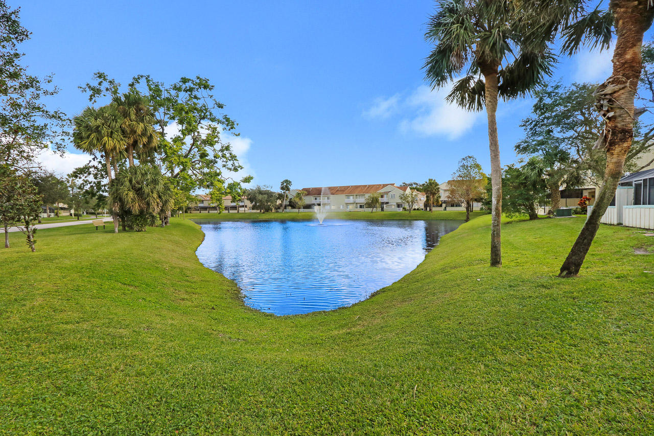 RIVERWALK 3 - Residential