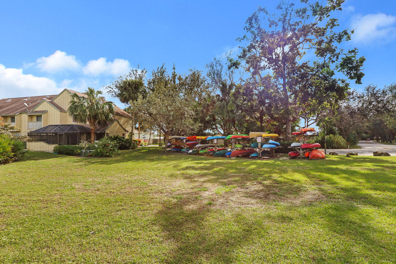 RIVERWALK 3 - Residential