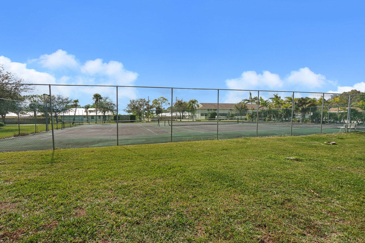 RIVERWALK 3 - Residential