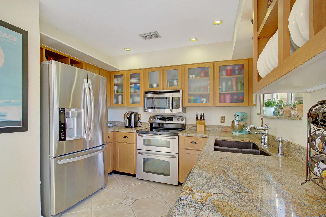 RIVERWALK 3 - Residential