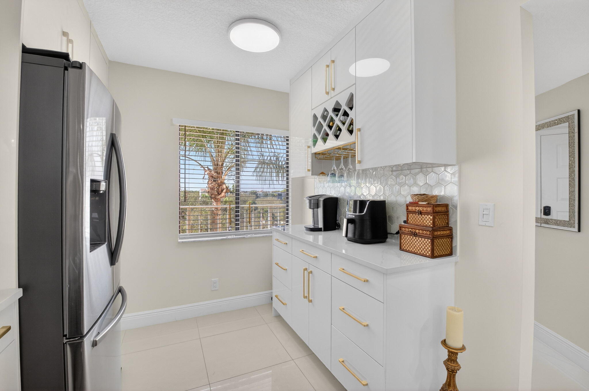 HUNTINGTON LAKES SECTION FIVE CONDS 37 THRU 44 DEC - Residential