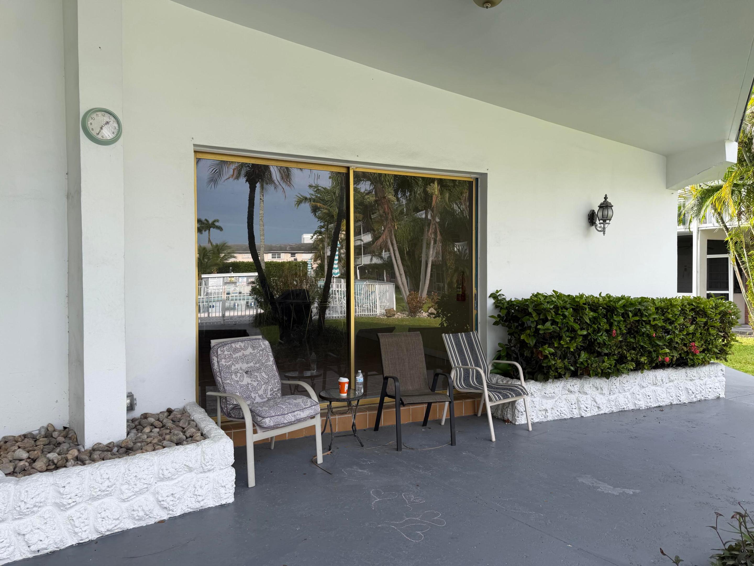 161 NE 10th Avenue 12b
