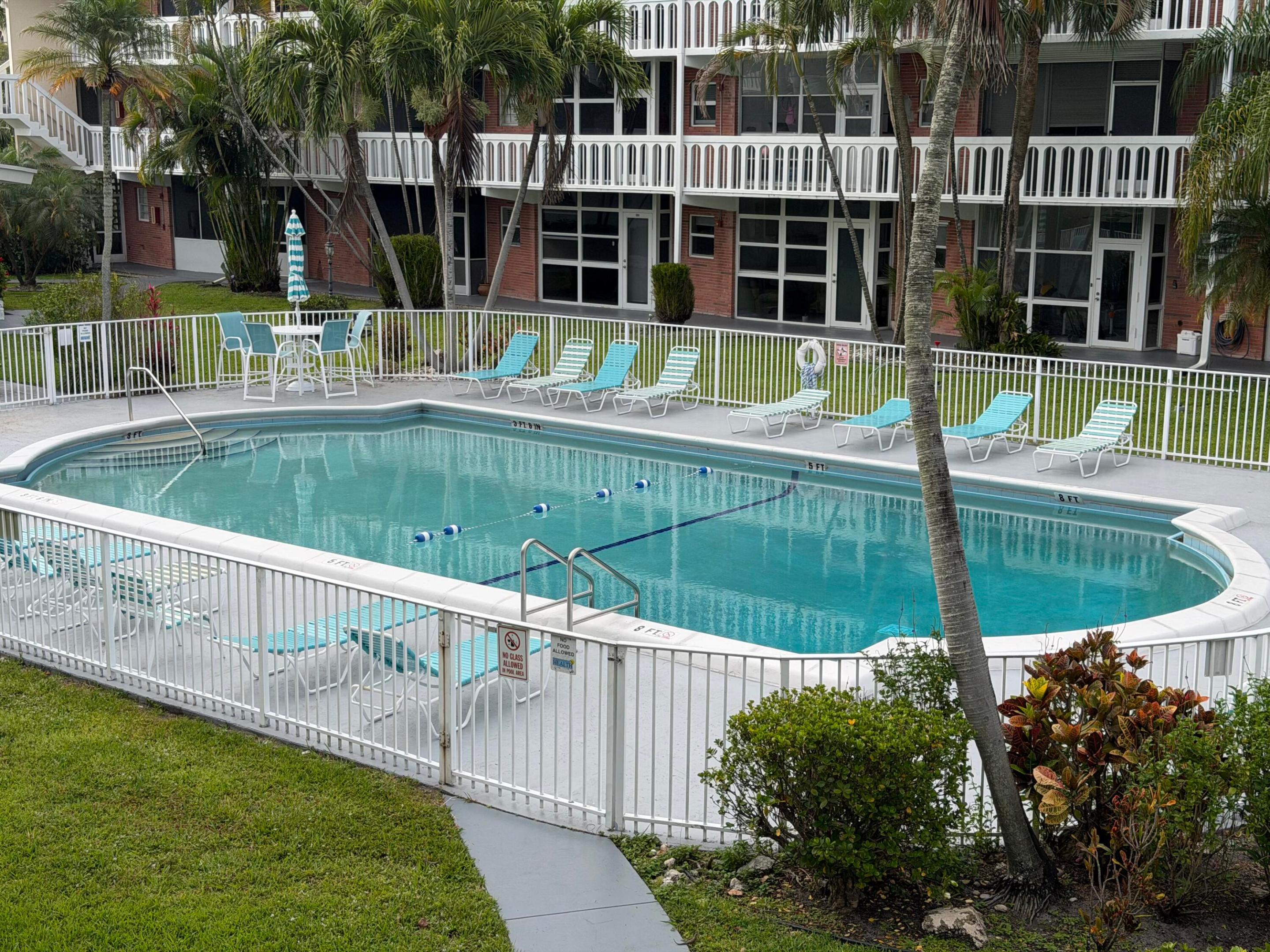 ELDORADO COUNTRY CLUB TOWERS - Residential