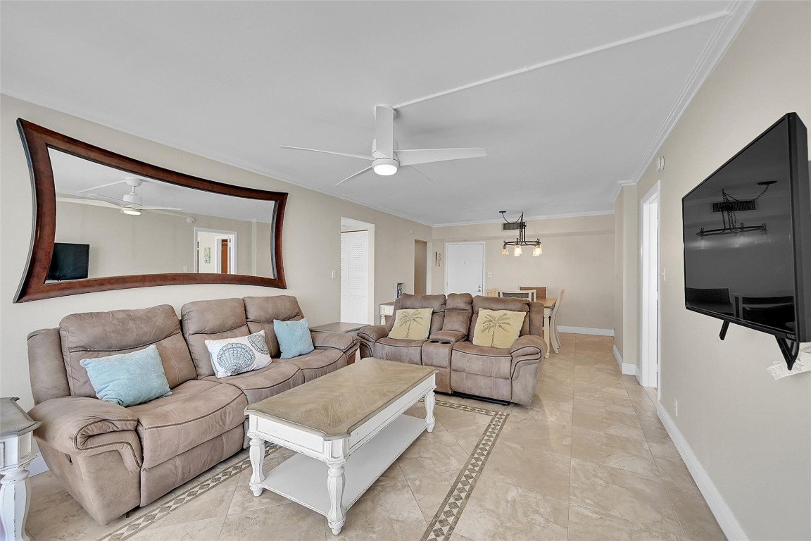 525 N Ocean Boulevard 919