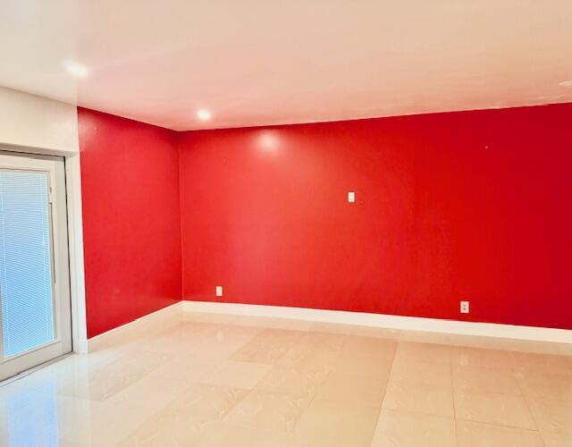 2271 NW 48th Terrace 105