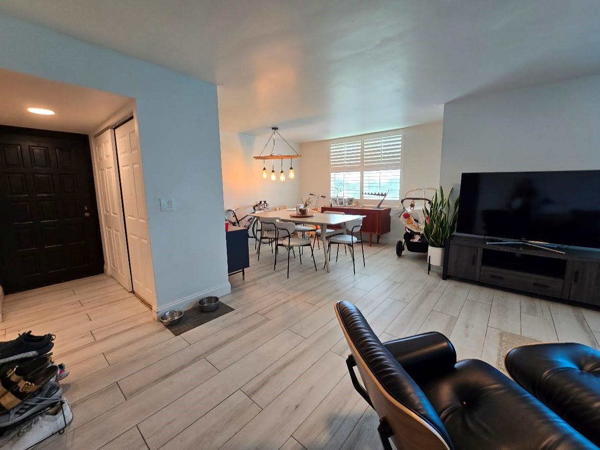 3800 N Hills Dr 416