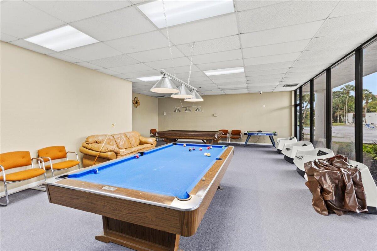 S & R OF INVERRARY - Residential