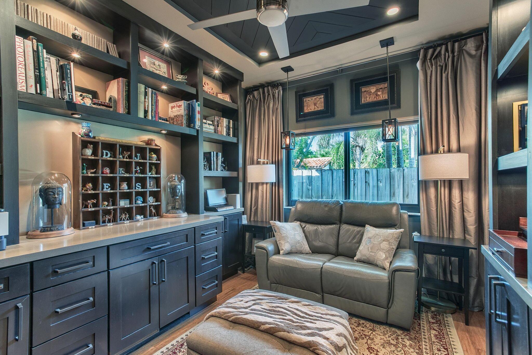 LAKE WORTH TOWN OF - Residential