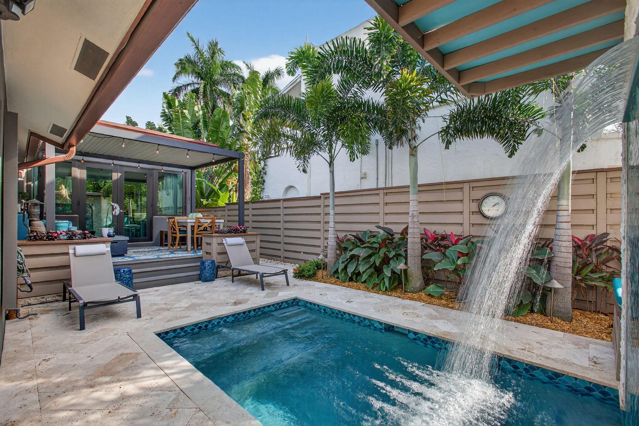 LAKE WORTH TOWN OF - Residential