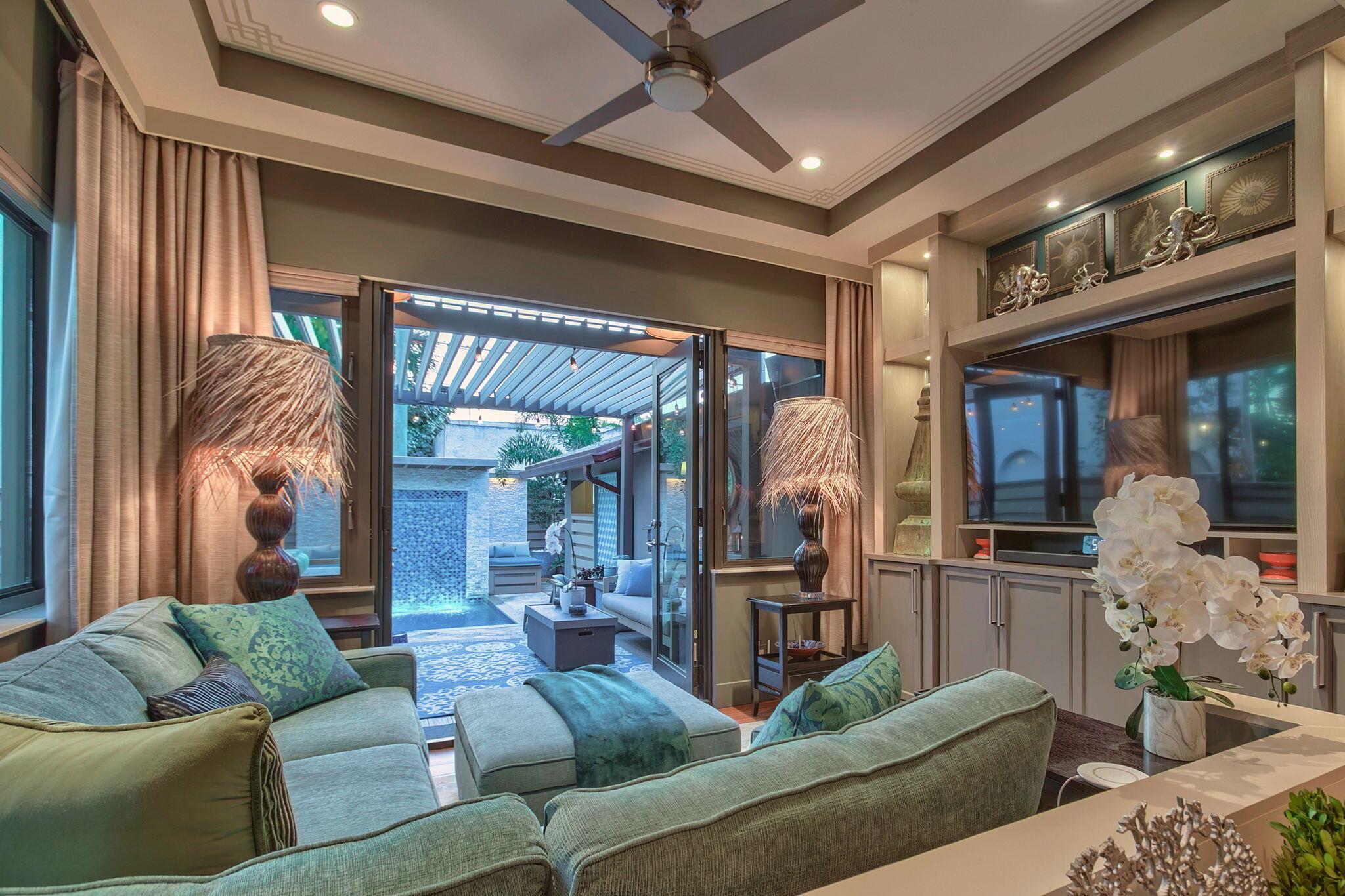 LAKE WORTH TOWN OF - Residential