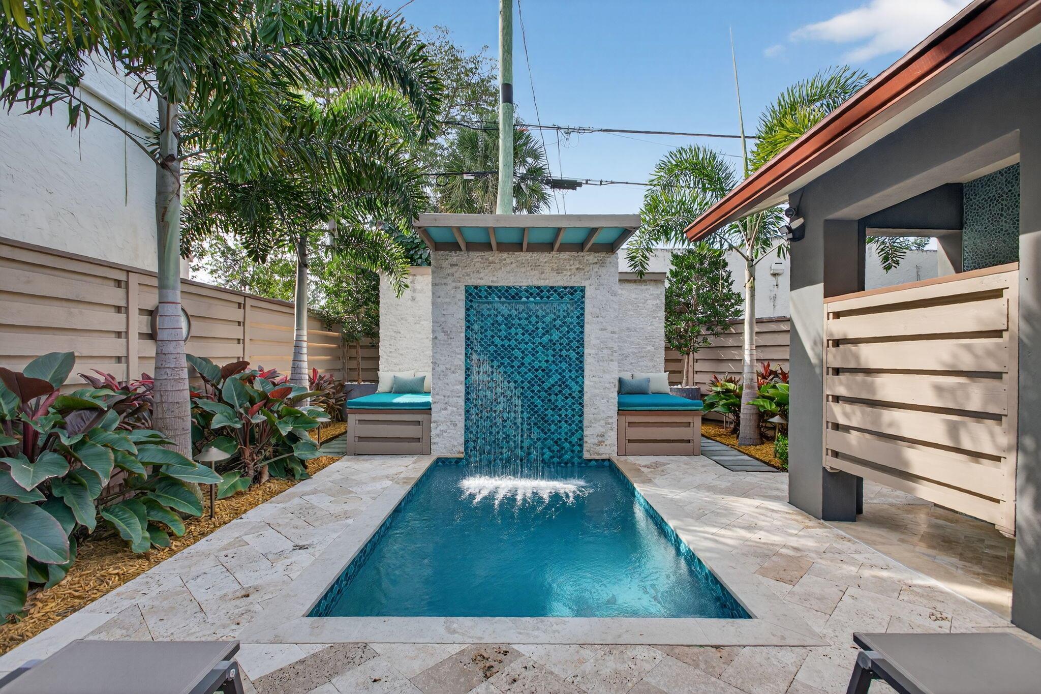 LAKE WORTH TOWN OF - Residential