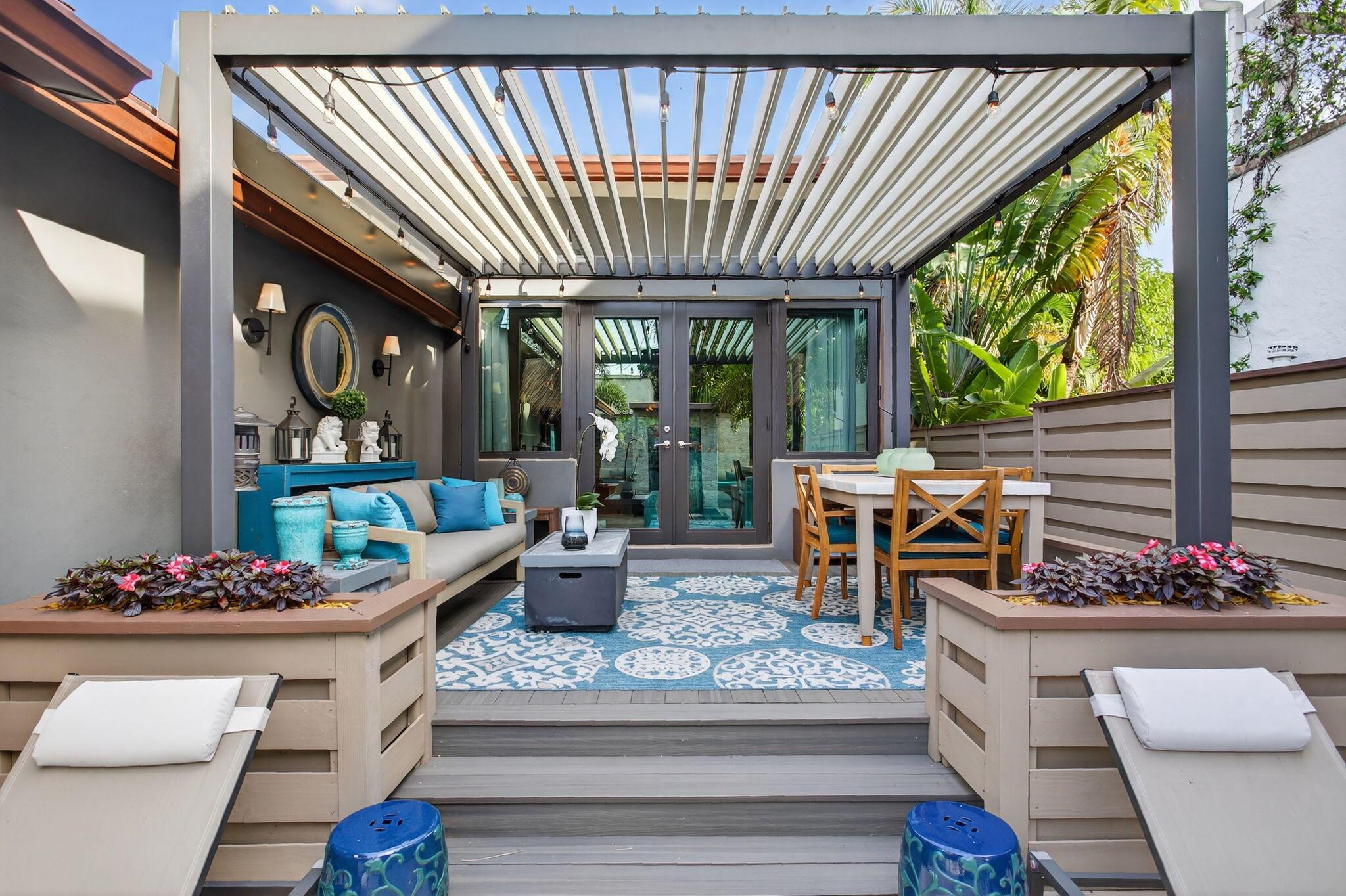 LAKE WORTH TOWN OF - Residential