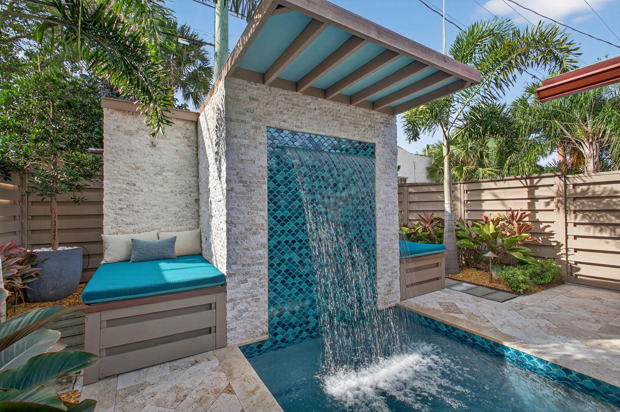 LAKE WORTH TOWN OF - Residential