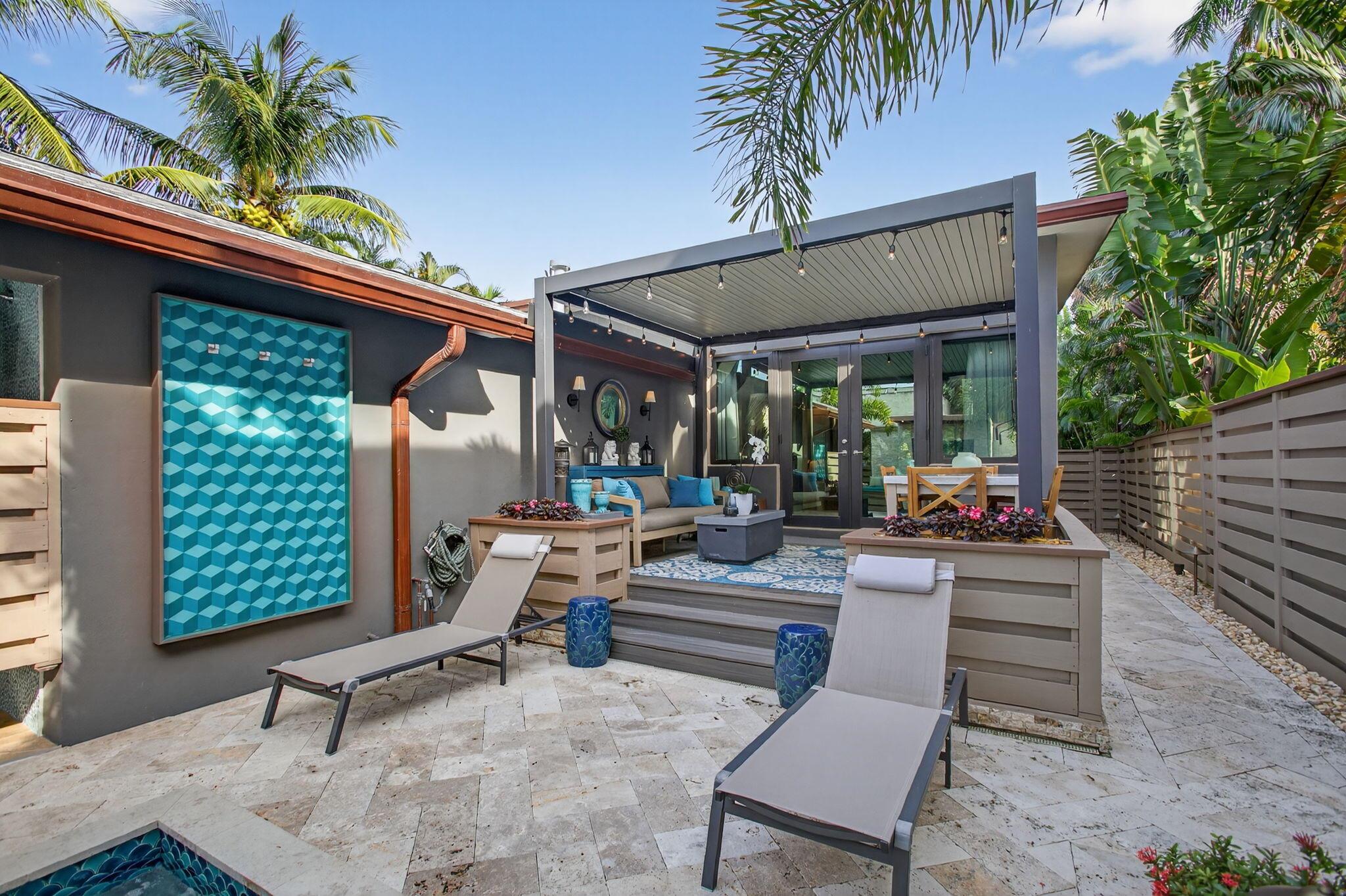 LAKE WORTH TOWN OF - Residential