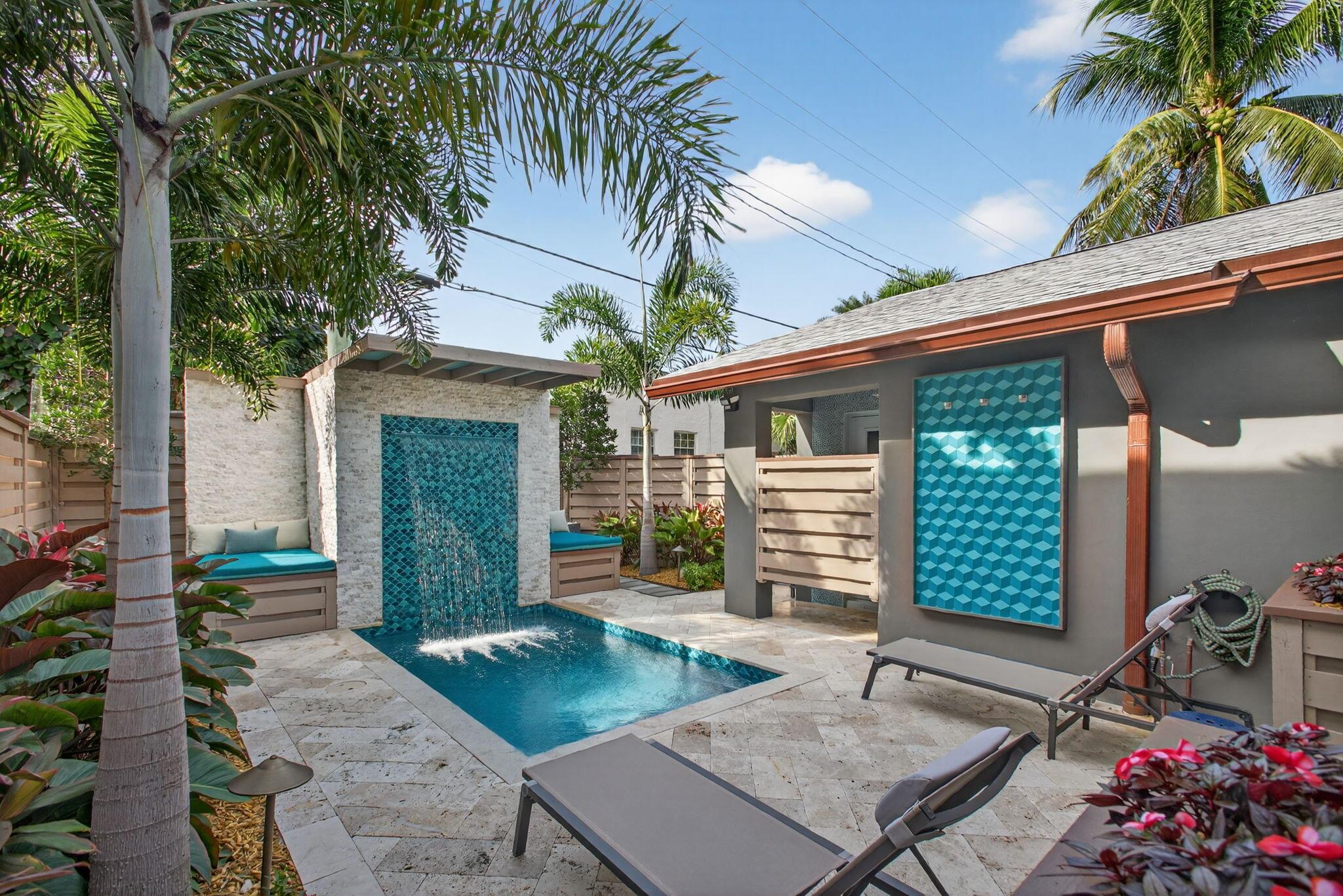 LAKE WORTH TOWN OF - Residential