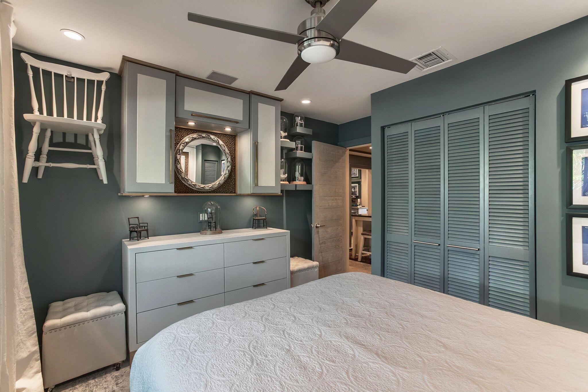 LAKE WORTH TOWN OF - Residential